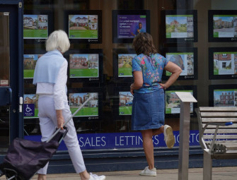 More homes for sale in UK slowing pace of price growth – Zoopla Image