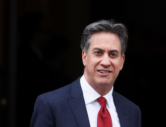 ‘Vast Majority’ of new homes will have solar panels says Miliband Image