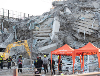 Collapse of 33-Story Bangkok Tower During Earthquake Blamed on Substandard Construction Image
