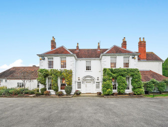 Bromwich Hardy to manage former medieval manor house near Warwick Image