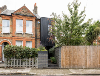 Deceptive skinny house with spacious modern home hidden behind for sale for £850k Image