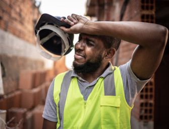 British study finds high levels of stress in construction workers Image