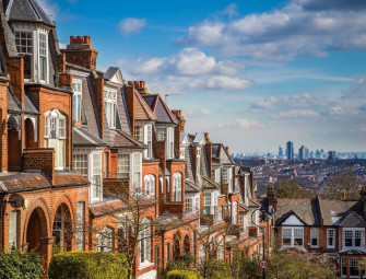 Will Labour help Londoners get on the property ladder as they promise to build 1.5 million new homes? Image