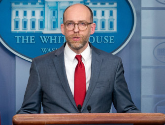 Trump Administration Directs Agencies to Use PLAs for Large Projects With Exceptions Image