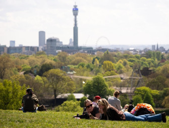 Row breaks out over Primrose Hill New Years Eve closure as Royal Parks blame scrapping of police unit Image