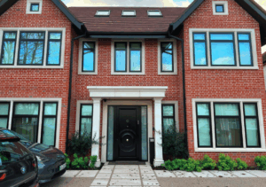 PHPD visits Haddonstone Image