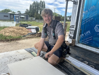 TAFE NSW Inverell program steers student towards carpentry Image