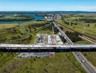 Construction surges ahead on M1 Pacific Motorway extension Image