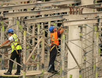 Construction costs dip but tariffs hike some materials’ prices Image