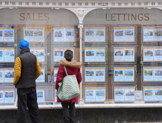 First-time buyers typically need £23000 for a 10% house deposit – report Image