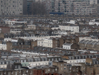 Housing market weakens as buyer demand and sales slip back say surveyors Image