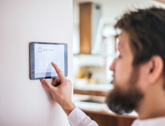 From Tenants to Techies: How Renters Are Turning to Wireless Switches Image