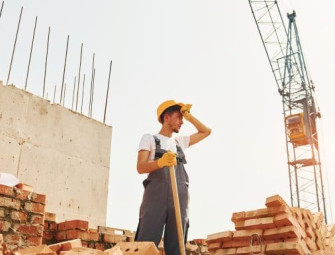 WHO and WMO call for action to protect health of workers from extreme heat Image