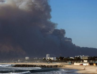 Architects and critics call for development rethink following deadly LA fires Image