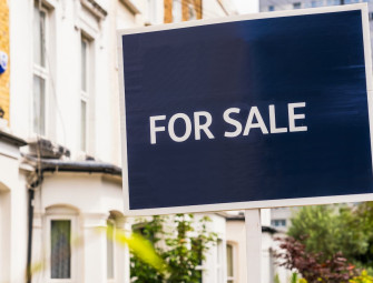  Council’s plan to ban For Sale signs outside homes sparks debate  Image