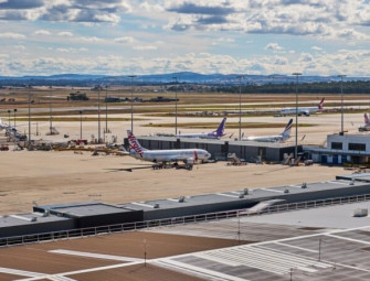 Melbourne Airport runway approved Image